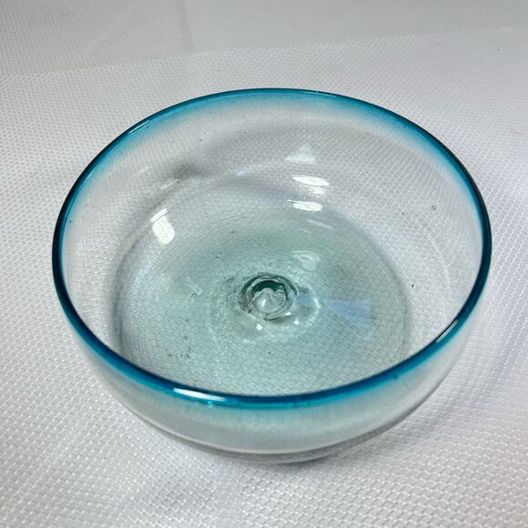 Hand blown Light Blue rim Art Bubble Glass bowl 6.5” - Picture 4 of 9